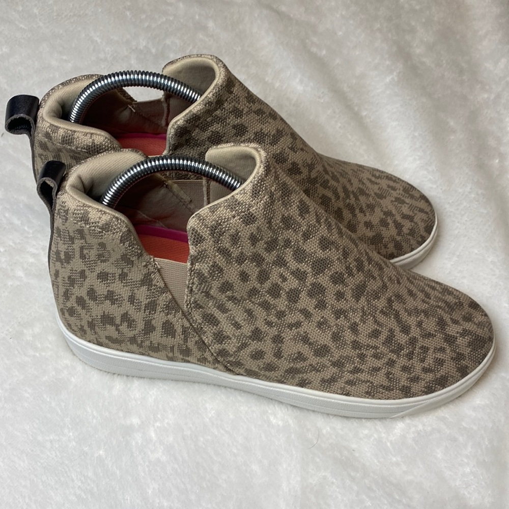 Ryka Vera Leopard Animal Wedge Sneakers Sz 11 Wide